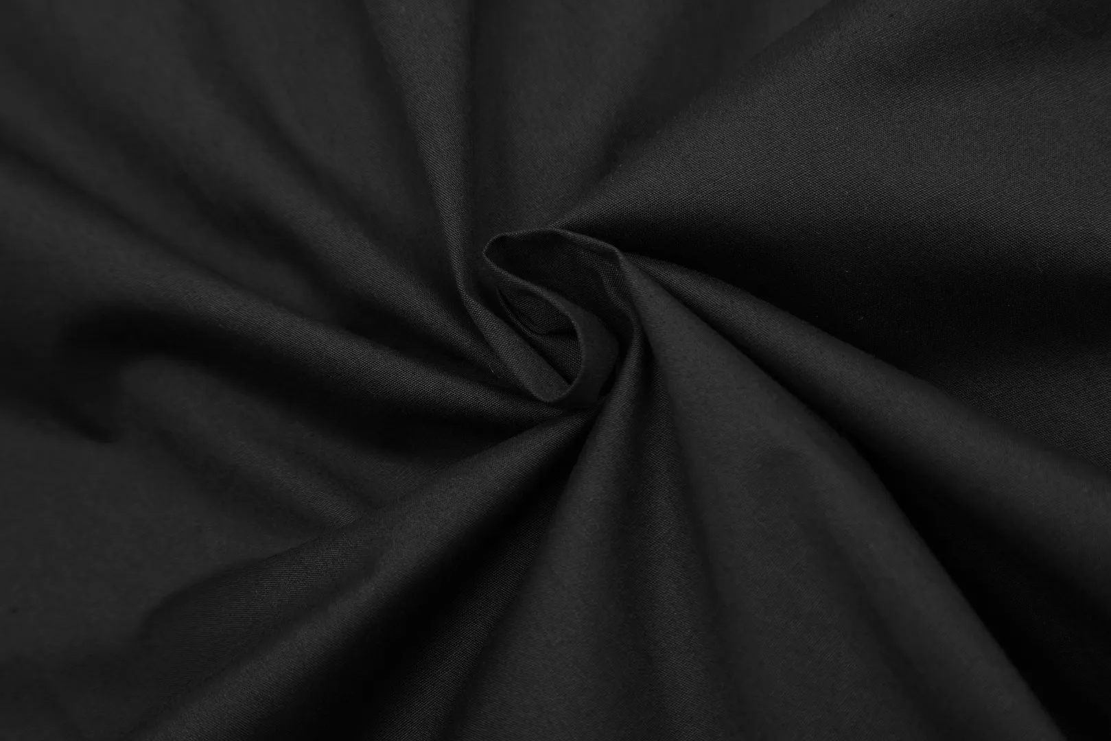 VIVI122# Uniform style for men and women" vivienne west wood Queen Mother Vivian Uniform style for men and women Casual suit style design shirt Metallic finishing touch on cuffs Folding design of sleeves with high workmanship Double-pressed seam patch design on the hem The upper body has a stylish and full sense of design The white background picture details display effect is average The real texture quality far exceeds the picture The 3 colors are very versatile Color: Dark blue Black White Size: S M L